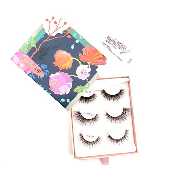 WINSOME LASH Whimsical Baldwin Floral Motifs Eyelash Set of 3 Lashes & Glue NWT - Picture 2 of 8